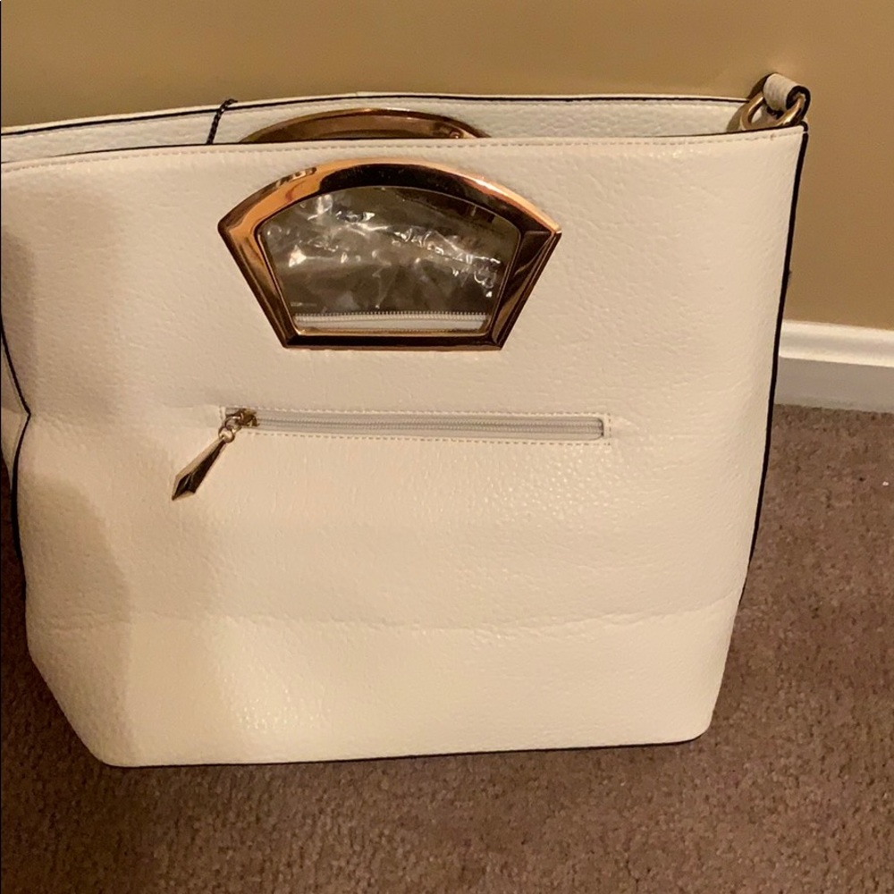MK Handbag - Picture 3 of 4